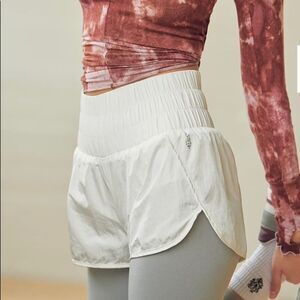 Free People Movement - The Way Home Shorts  white, size S